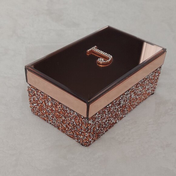 Pink Rose Sparkle Jewelry Makeup Box with a Monogrammed J (NWOT) - Picture 2 of 12